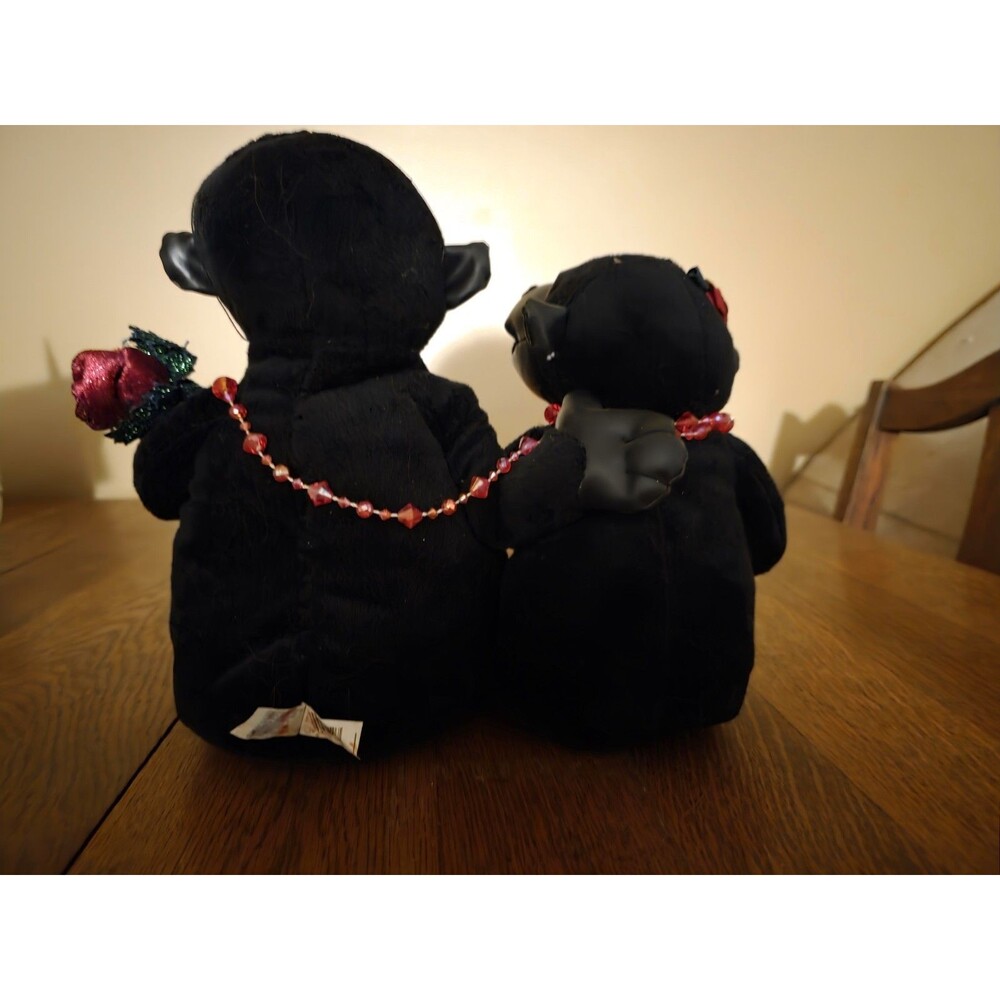 VTG Gorilla Plush Valentine Couple Sings "I Got You Babe" Kids of America Works! - Picture 3 of 7